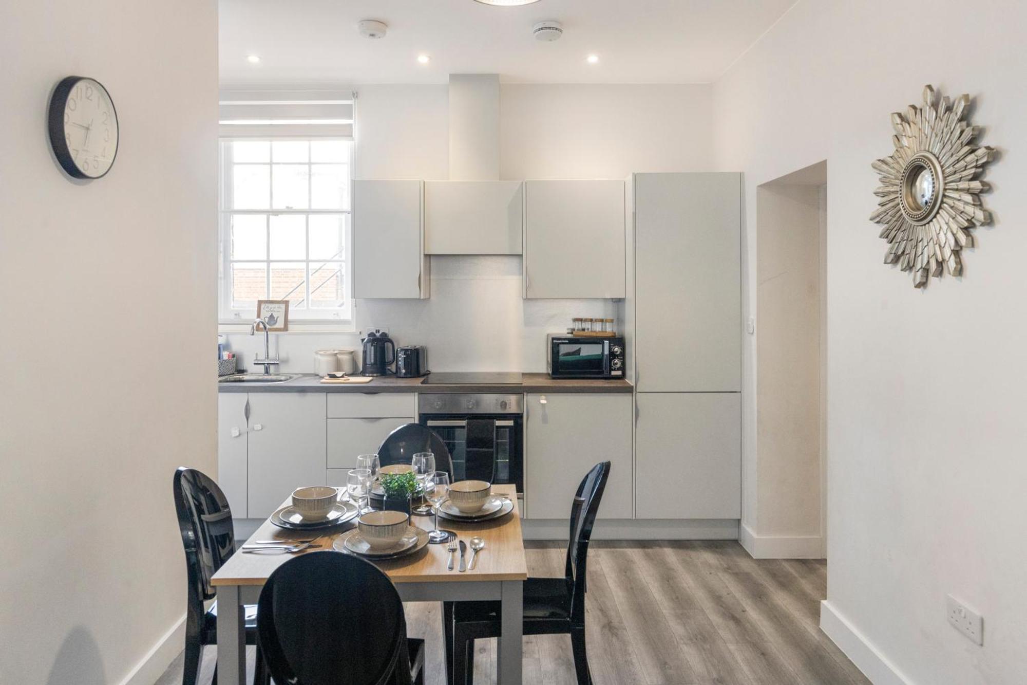 Ipswich Town Center Gem Sleep 5 Apartment ภายนอก รูปภาพ