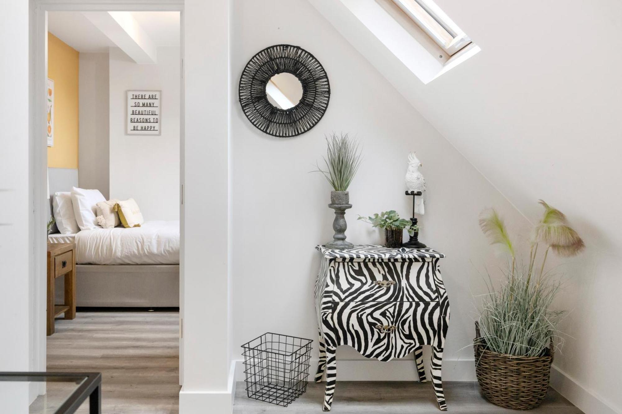 Ipswich Town Center Gem Sleep 5 Apartment ภายนอก รูปภาพ