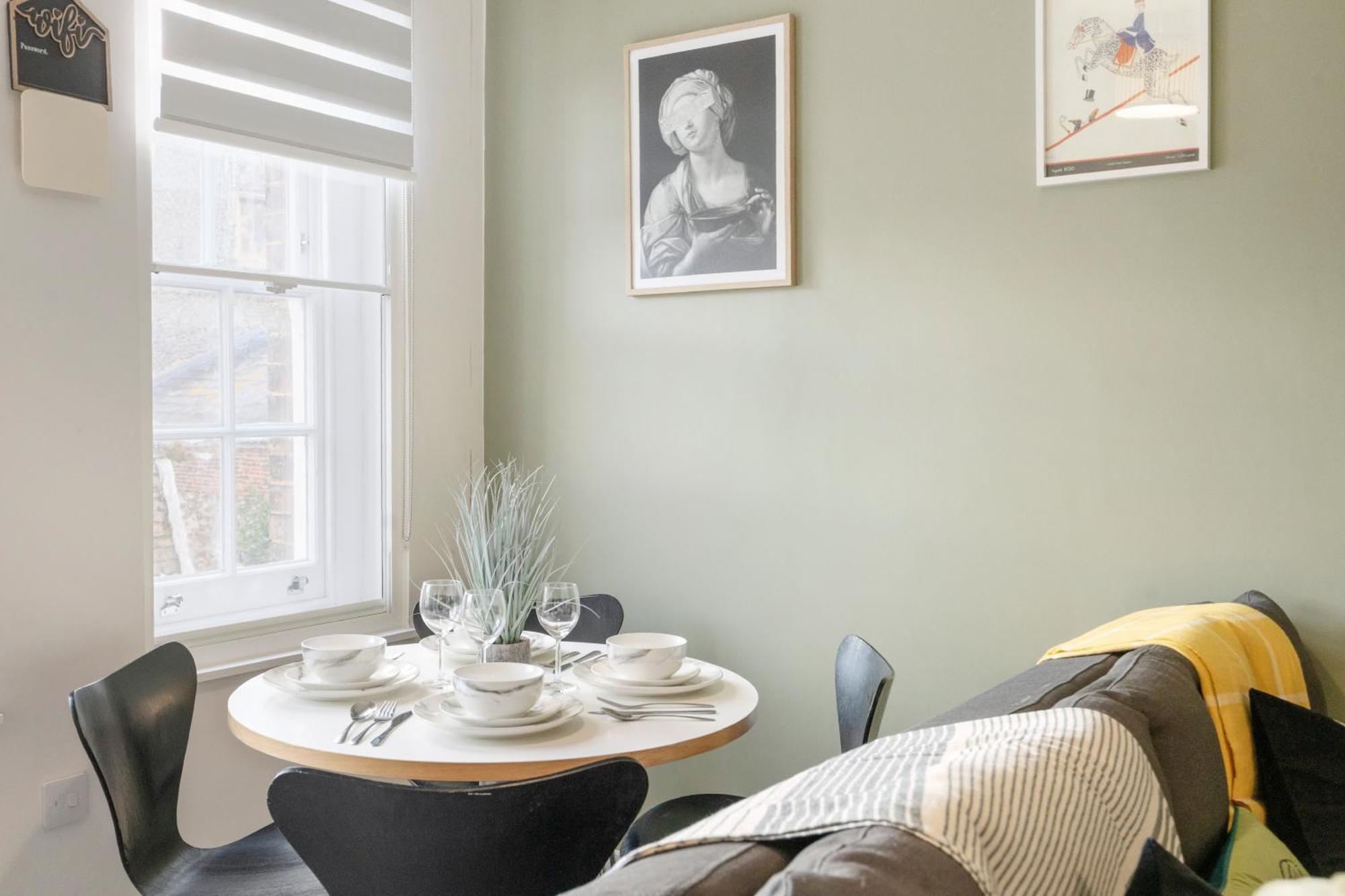 Ipswich Town Center Gem Sleep 5 Apartment ภายนอก รูปภาพ
