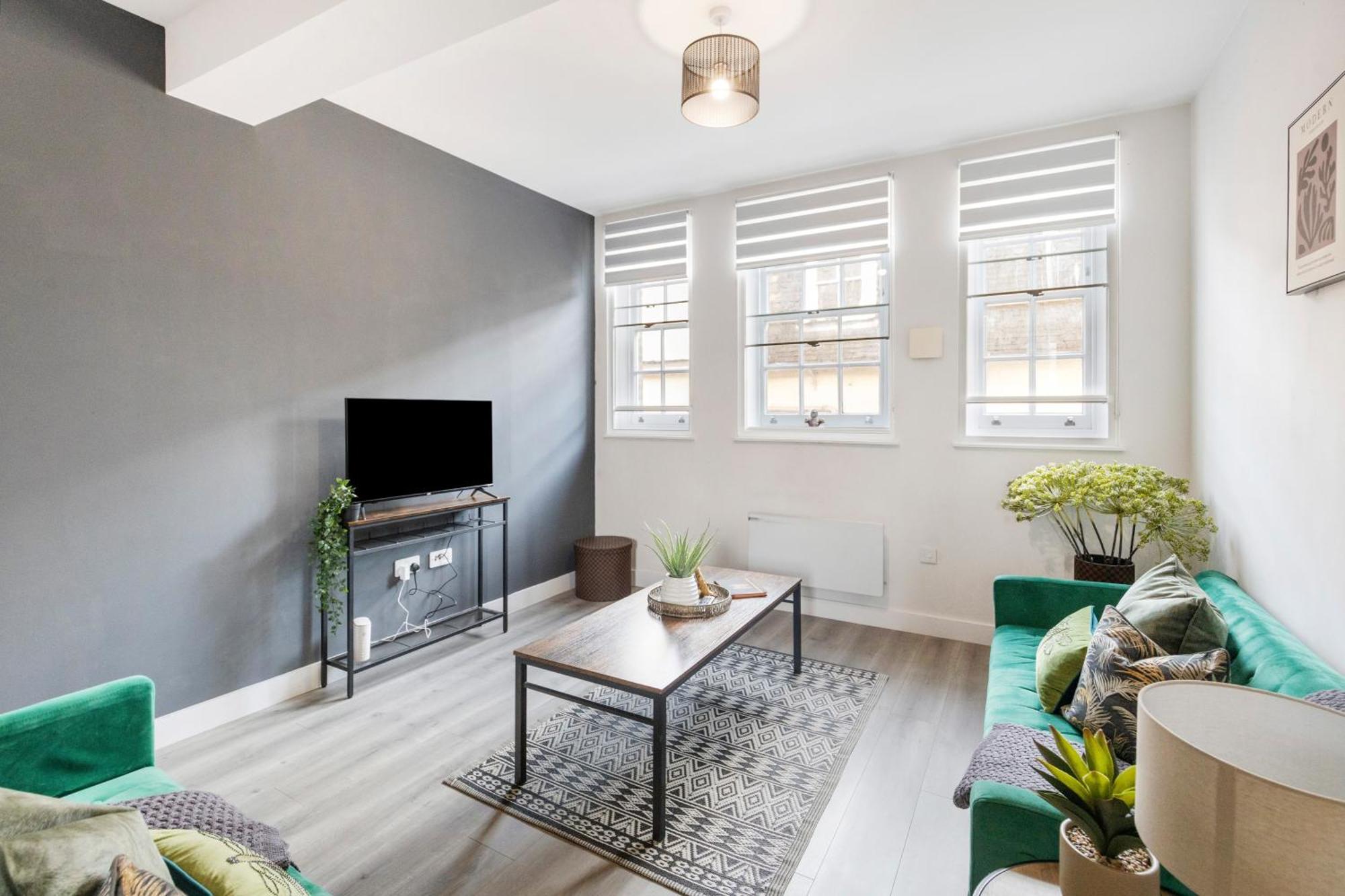 Ipswich Town Center Gem Sleep 5 Apartment ภายนอก รูปภาพ